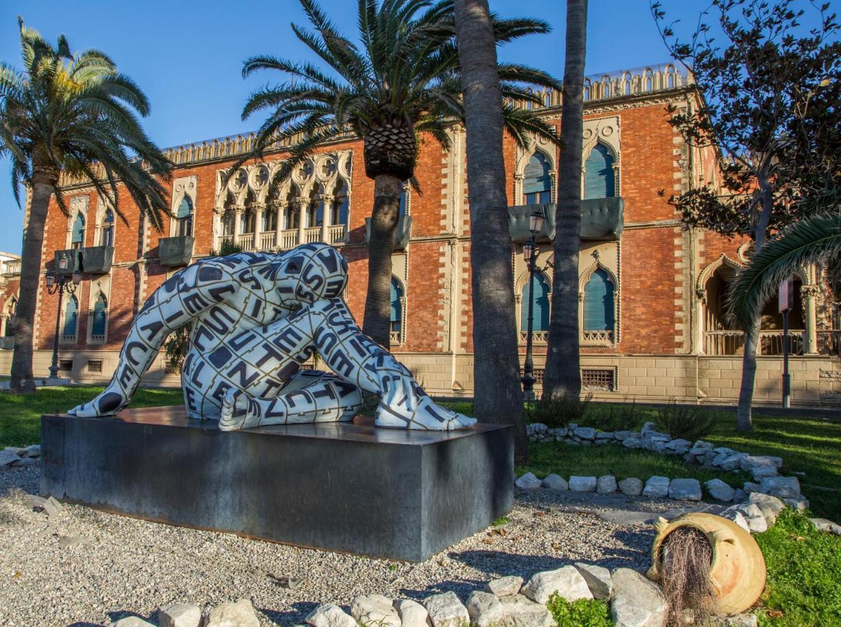 La Casa Di Nausicaa - Vespero Apartment Reggio di Calabria Bagian luar foto